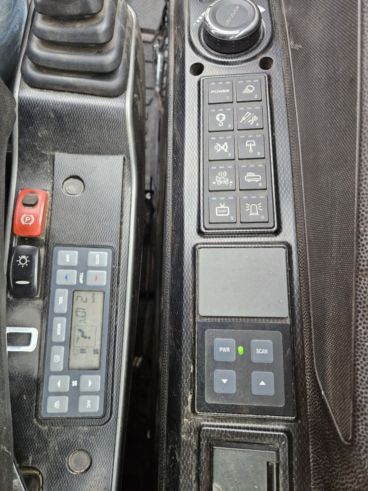 Mobilbagger typu Doosan DX57W, Gebrauchtmaschine v Haaksbergen (Obrázek 8)