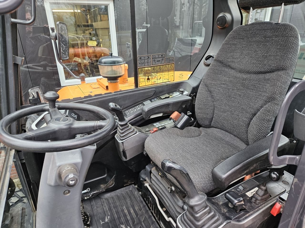 Mobilbagger typu Doosan DX57W, Gebrauchtmaschine v Haaksbergen (Obrázek 4)