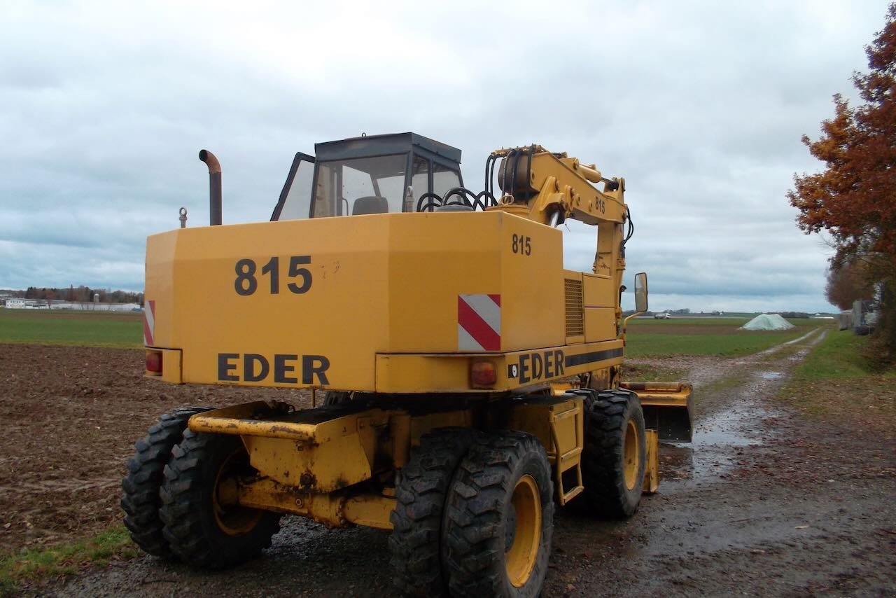 Mobilbagger des Typs Eder 815, Gebrauchtmaschine in Salching (Bild 3)
