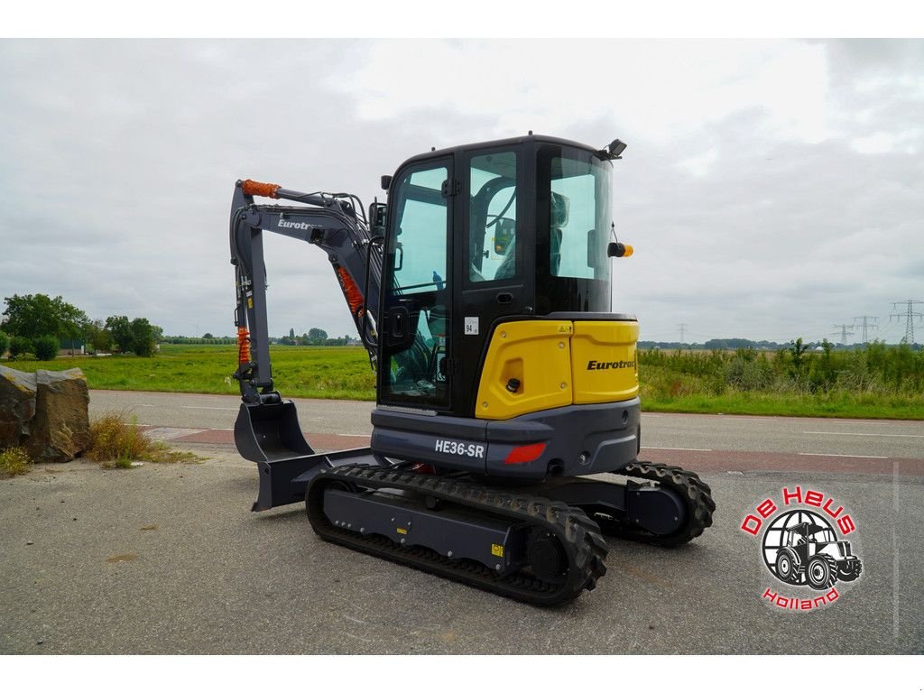 Mobilbagger des Typs Eurotrac HE36SR, Neumaschine in MIJNSHEERENLAND (Bild 7)