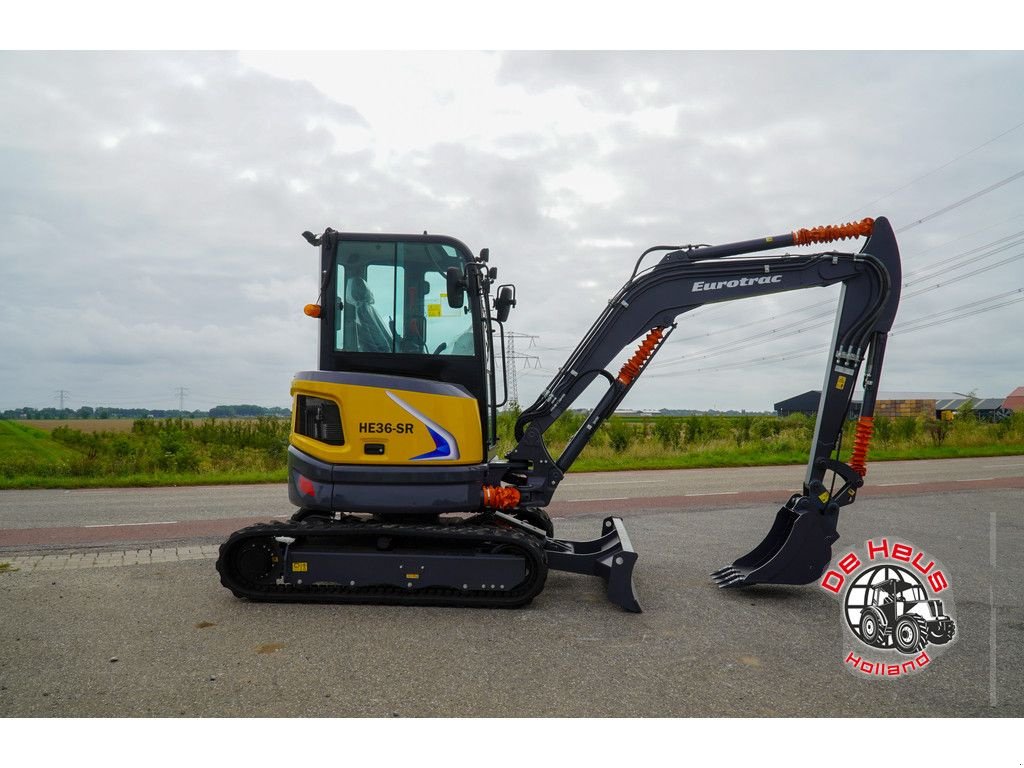 Mobilbagger des Typs Eurotrac HE36SR, Neumaschine in MIJNSHEERENLAND (Bild 4)