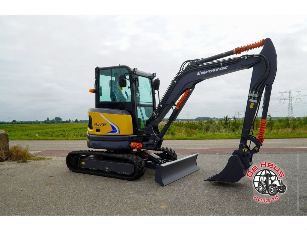 Mobilbagger des Typs Eurotrac HE36SR, Neumaschine in MIJNSHEERENLAND (Bild 3)