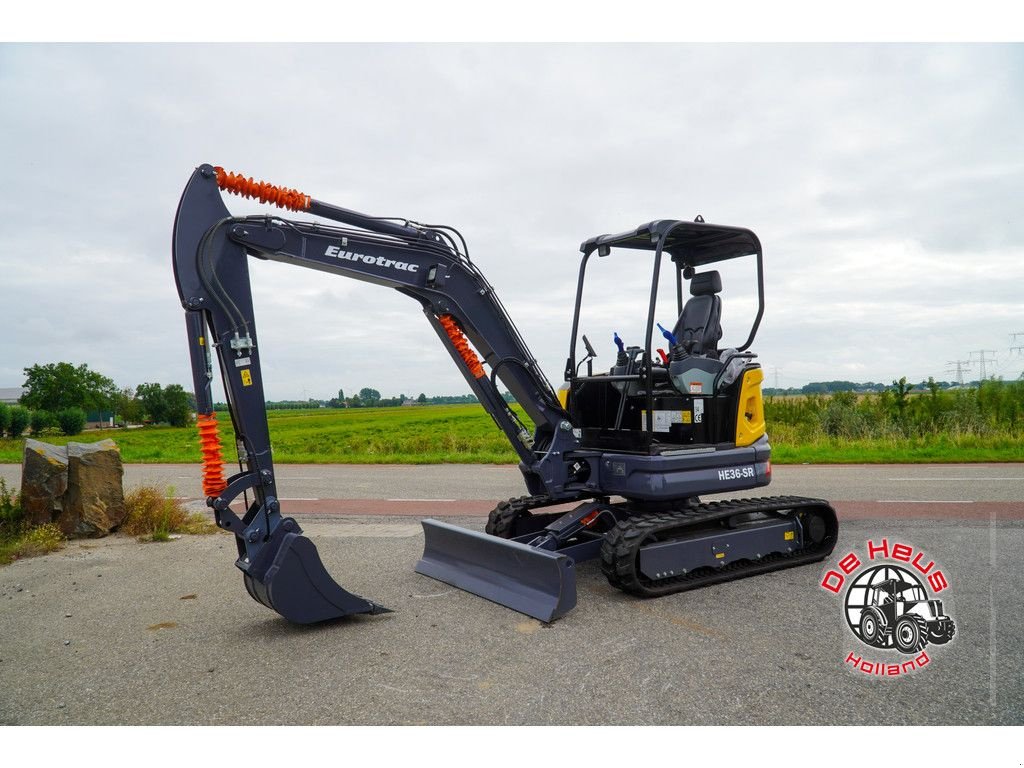 Mobilbagger des Typs Eurotrac HE36SR, Neumaschine in MIJNSHEERENLAND (Bild 3)