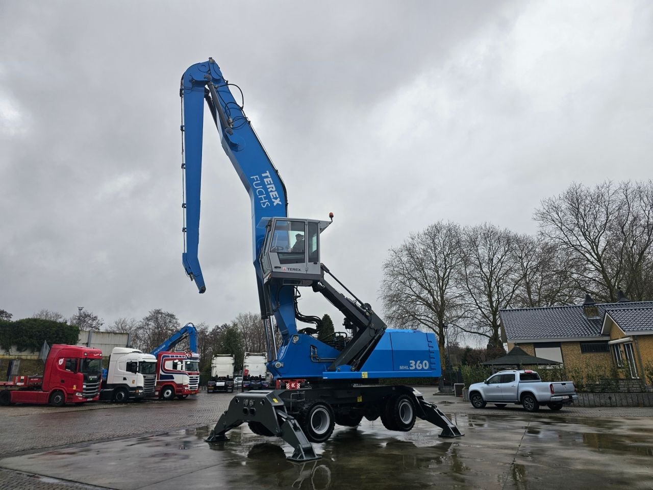 Mobilbagger of the type Fuchs MHL 360, Gebrauchtmaschine in Geleen (Picture 7)