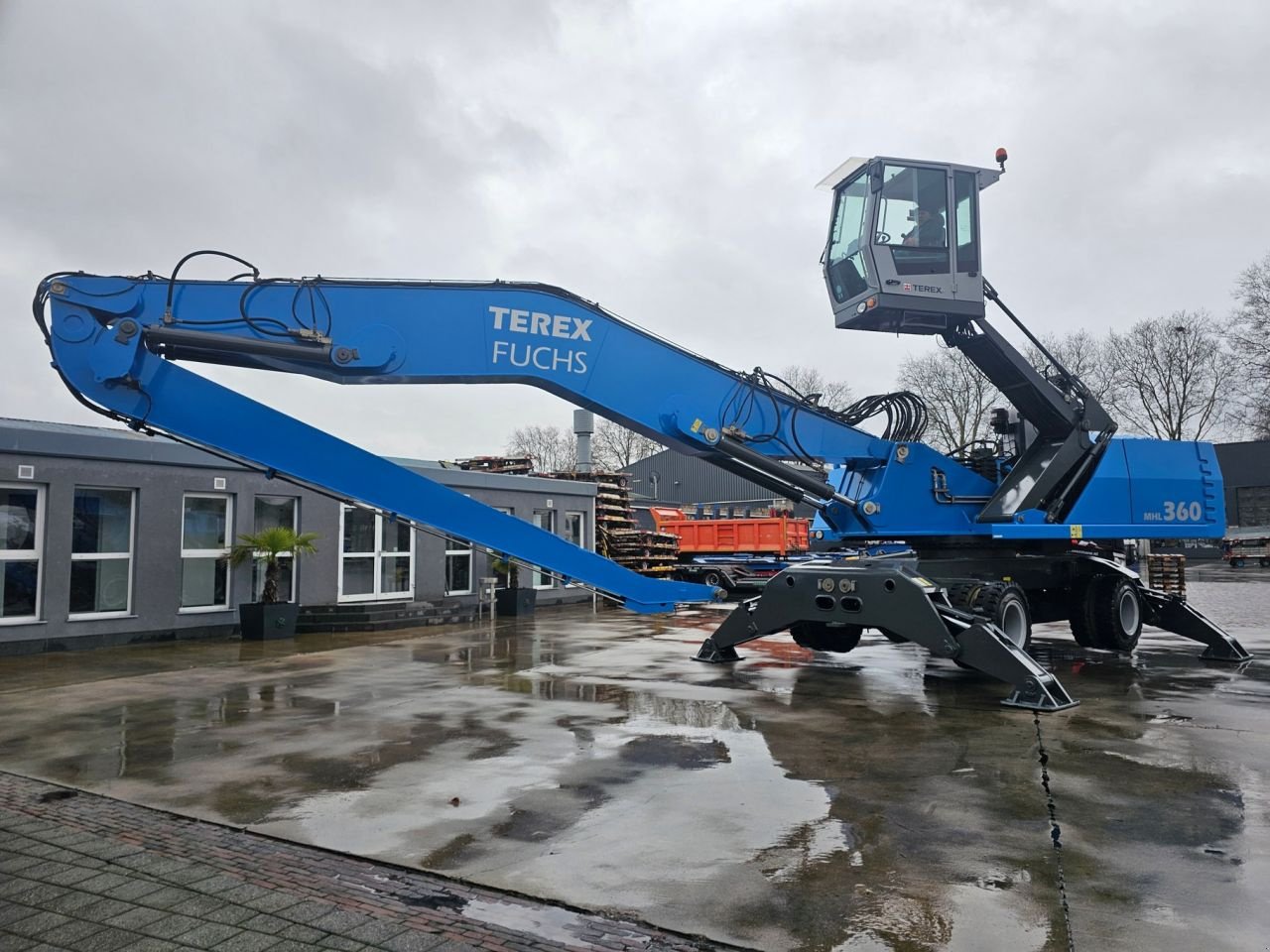 Mobilbagger of the type Fuchs MHL 360, Gebrauchtmaschine in Geleen (Picture 4)