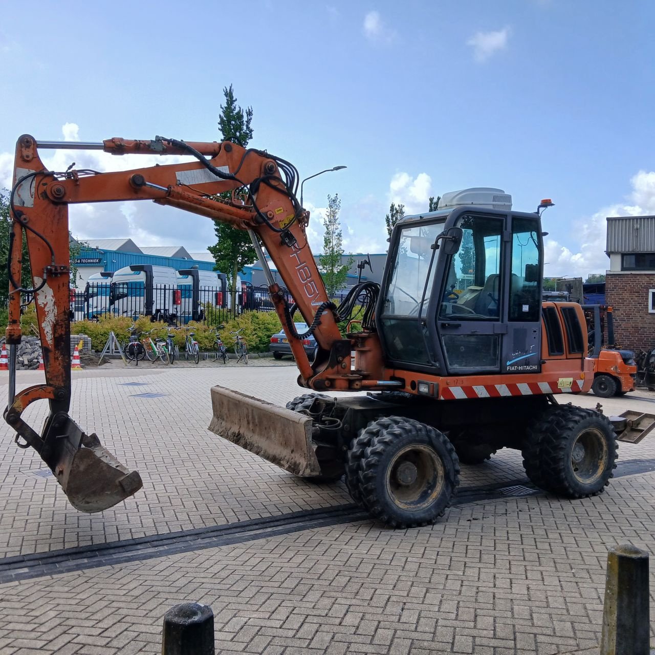 Mobilbagger a típus Hitachi FH85W., Gebrauchtmaschine ekkor: Alblasserdam (Kép 5)