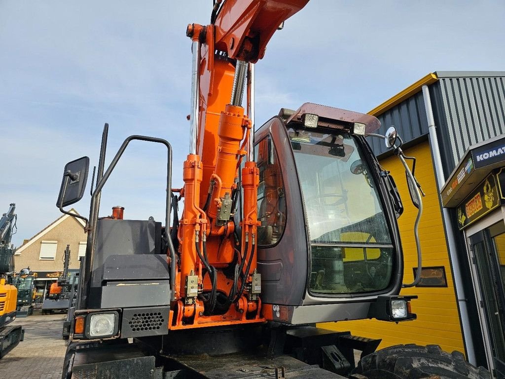 Mobilbagger типа Hitachi ZAXIS 130 W, Gebrauchtmaschine в Krabbendijke (Фотография 8)