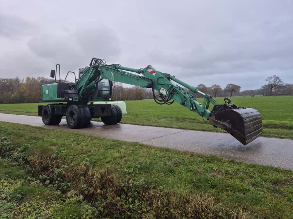 Mobilbagger des Typs Hitachi ZX 130 W, Gebrauchtmaschine in Fleringen (Bild 9)