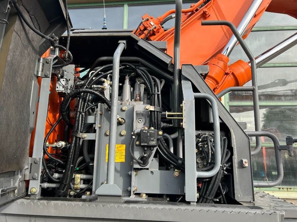 Mobilbagger typu Hitachi ZX 140 W-3, Gebrauchtmaschine v Roosendaal (Obrázek 10)