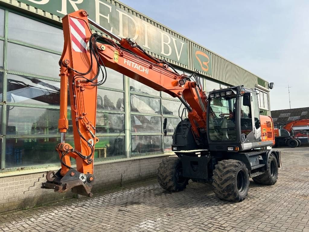 Mobilbagger typu Hitachi ZX 140 W-3, Gebrauchtmaschine v Roosendaal (Obrázek 3)