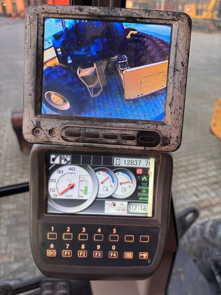 Mobilbagger za tip Hitachi ZX 140 W-3, Gebrauchtmaschine u Oud Gastel (Slika 10)