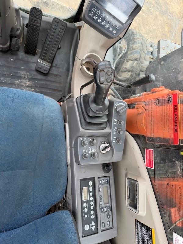 Mobilbagger типа Hitachi ZX 140 W-3, Gebrauchtmaschine в Beveren-Waas Melsele (Фотография 9)