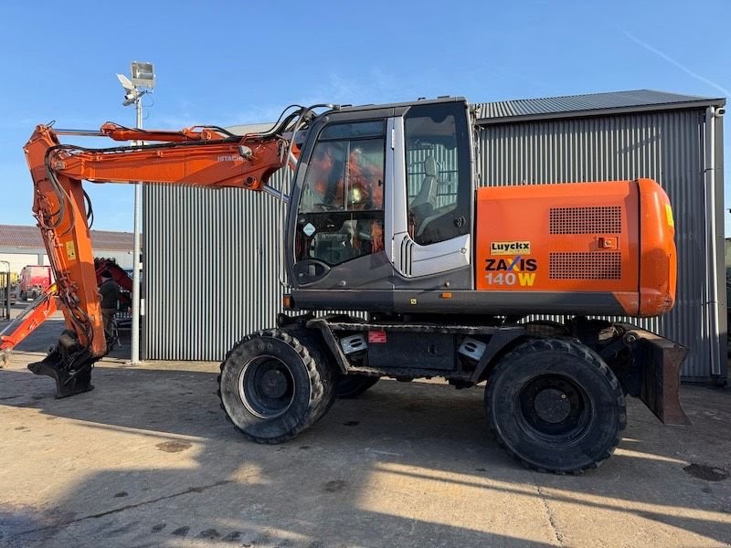 Mobilbagger типа Hitachi ZX 140 W-3, Gebrauchtmaschine в Beveren-Waas Melsele (Фотография 1)