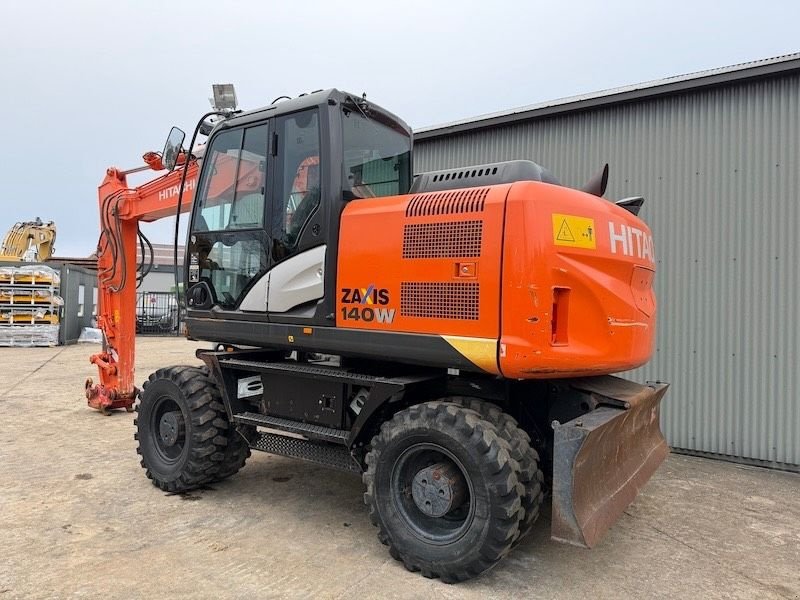 Mobilbagger του τύπου Hitachi ZX 140 W-5, Gebrauchtmaschine σε Beveren-Waas Melsele (Φωτογραφία 2)