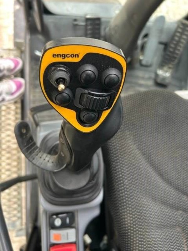 Mobilbagger typu Hitachi ZX 140 W-6, Gebrauchtmaschine v Roosendaal (Obrázek 11)