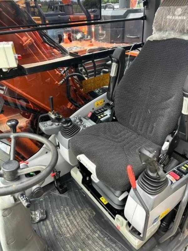 Mobilbagger typu Hitachi ZX 140 W-6, Gebrauchtmaschine v Roosendaal (Obrázek 9)