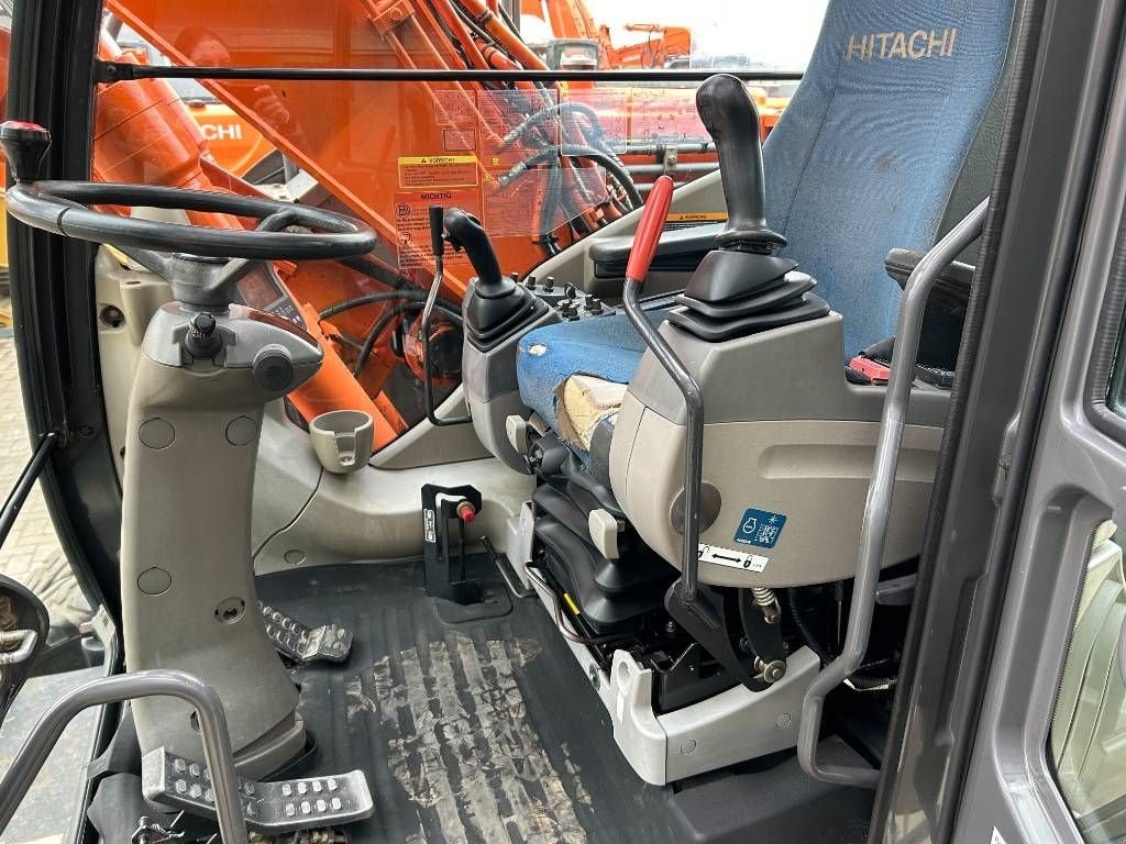 Mobilbagger typu Hitachi ZX 140 W, Gebrauchtmaschine v Roosendaal (Obrázek 8)