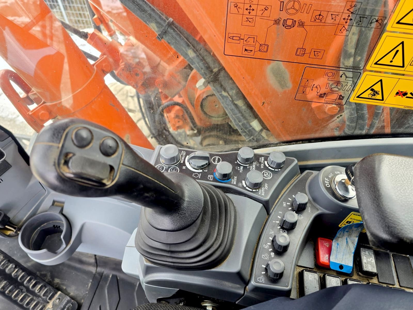 Mobilbagger a típus Hitachi ZX 155 W-7, Gebrauchtmaschine ekkor: Gabersdorf (Kép 11)