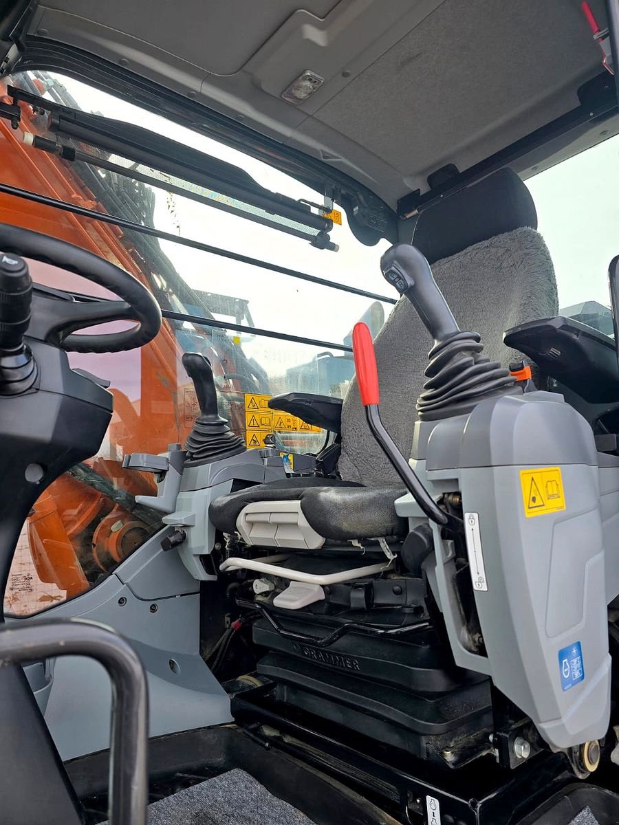 Mobilbagger a típus Hitachi ZX 155 W-7, Gebrauchtmaschine ekkor: Gabersdorf (Kép 10)