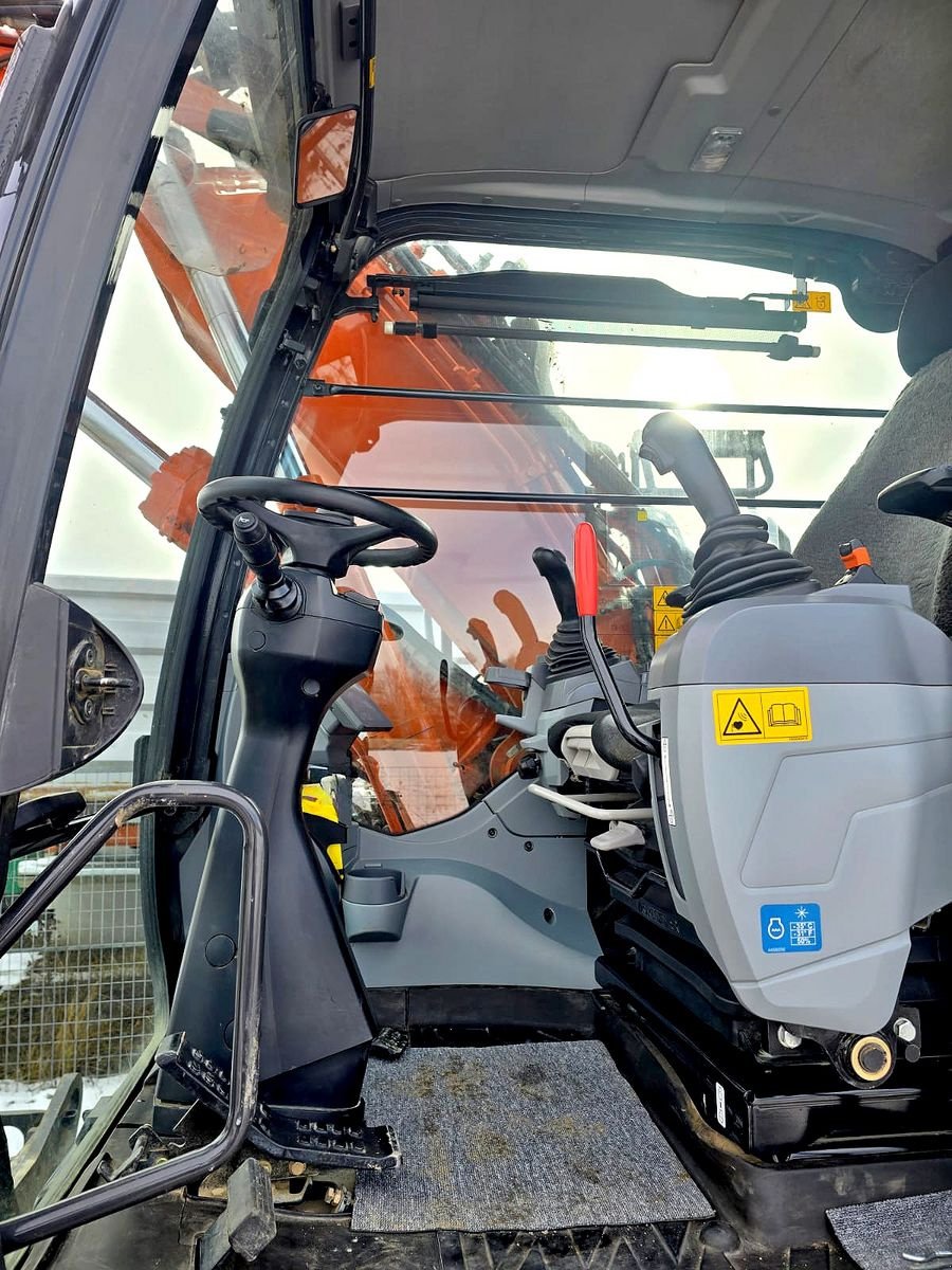 Mobilbagger a típus Hitachi ZX 155 W-7, Gebrauchtmaschine ekkor: Gabersdorf (Kép 9)
