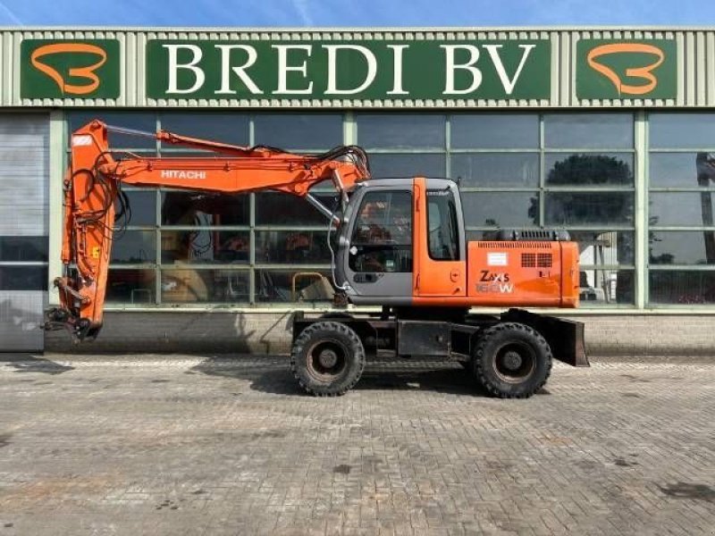 Mobilbagger des Typs Hitachi ZX 160 W, Gebrauchtmaschine in Roosendaal (Bild 1)
