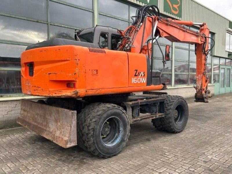 Mobilbagger des Typs Hitachi ZX 160 W, Gebrauchtmaschine in Roosendaal (Bild 7)