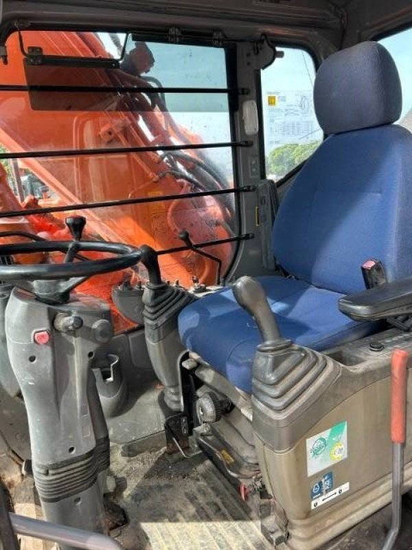 Mobilbagger of the type Hitachi ZX 160 W, Gebrauchtmaschine in Roosendaal (Picture 9)