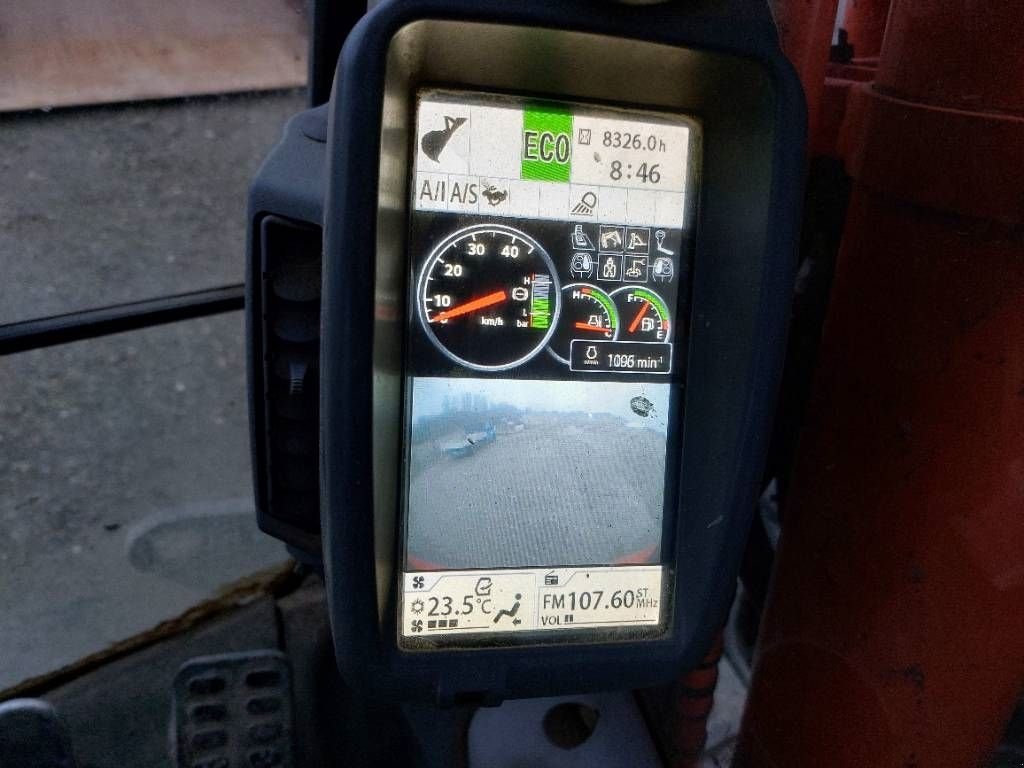 Mobilbagger des Typs Hitachi ZX 170 W-5 B, Gebrauchtmaschine in Stabroek (Bild 9)