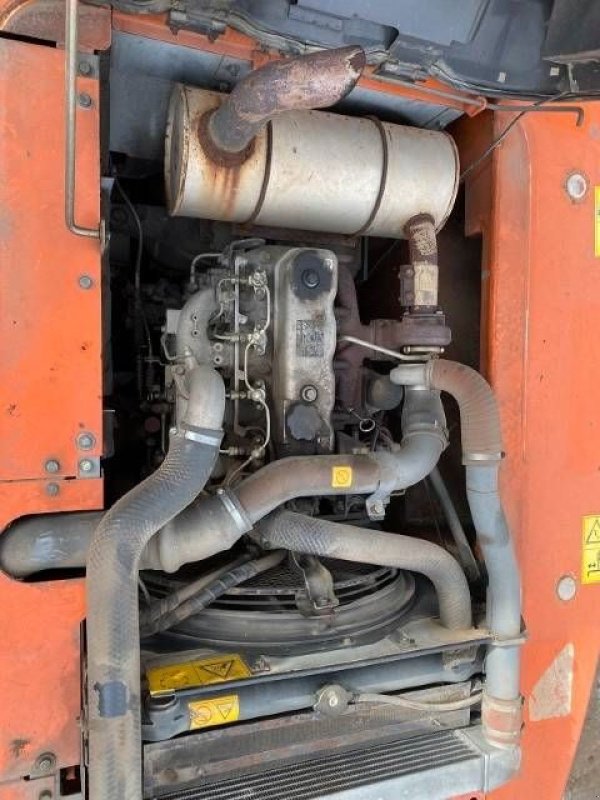 Mobilbagger des Typs Hitachi ZX 180 W, Gebrauchtmaschine in Roosendaal (Bild 9)