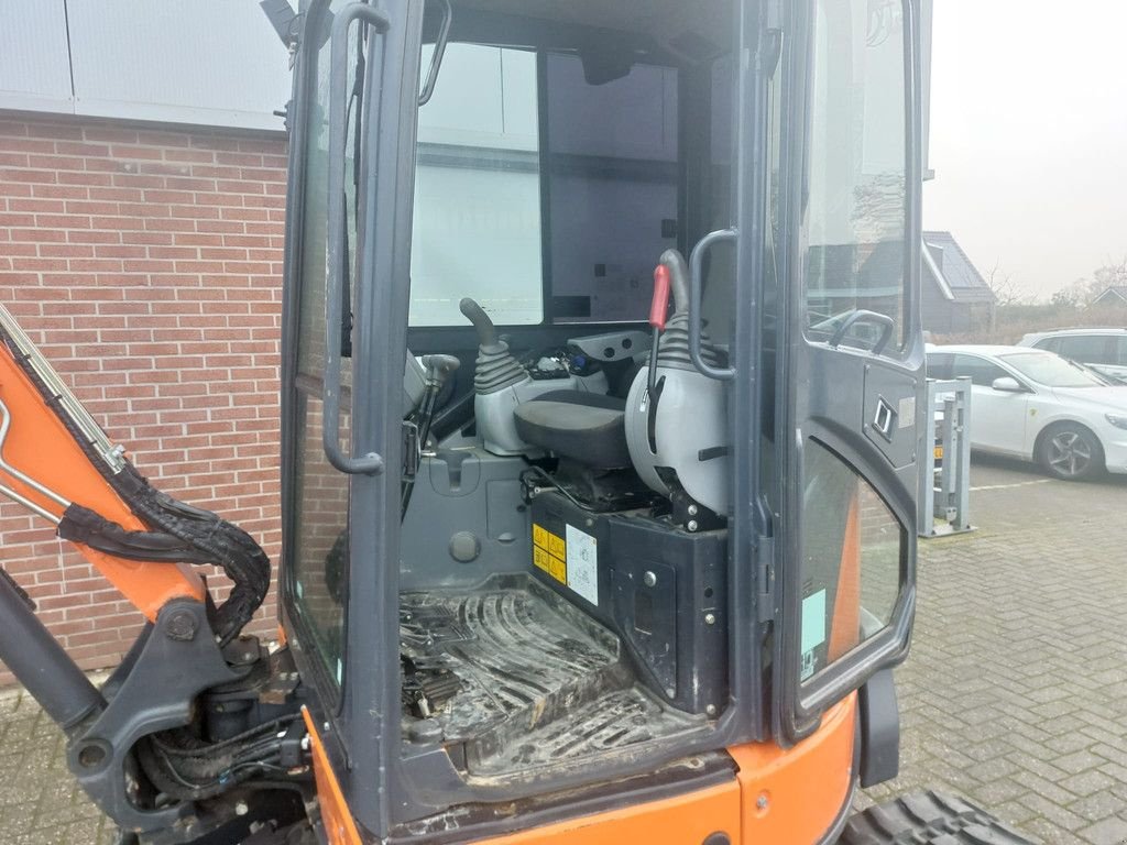 Mobilbagger des Typs Hitachi ZX 33U, Gebrauchtmaschine in Wierden (Bild 7)