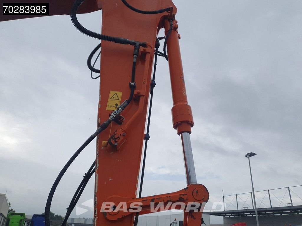 Mobilbagger типа Hitachi ZX140W -3 OUTRIGGERS - ROTOTILT, Gebrauchtmaschine в Veghel (Фотография 11)