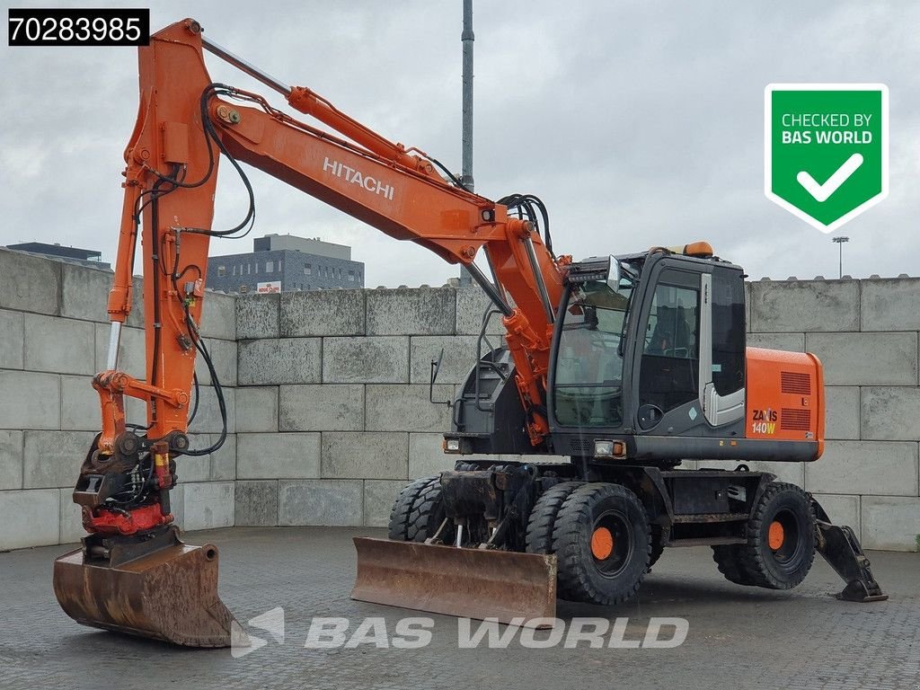 Mobilbagger типа Hitachi ZX140W -3 OUTRIGGERS - ROTOTILT, Gebrauchtmaschine в Veghel (Фотография 1)