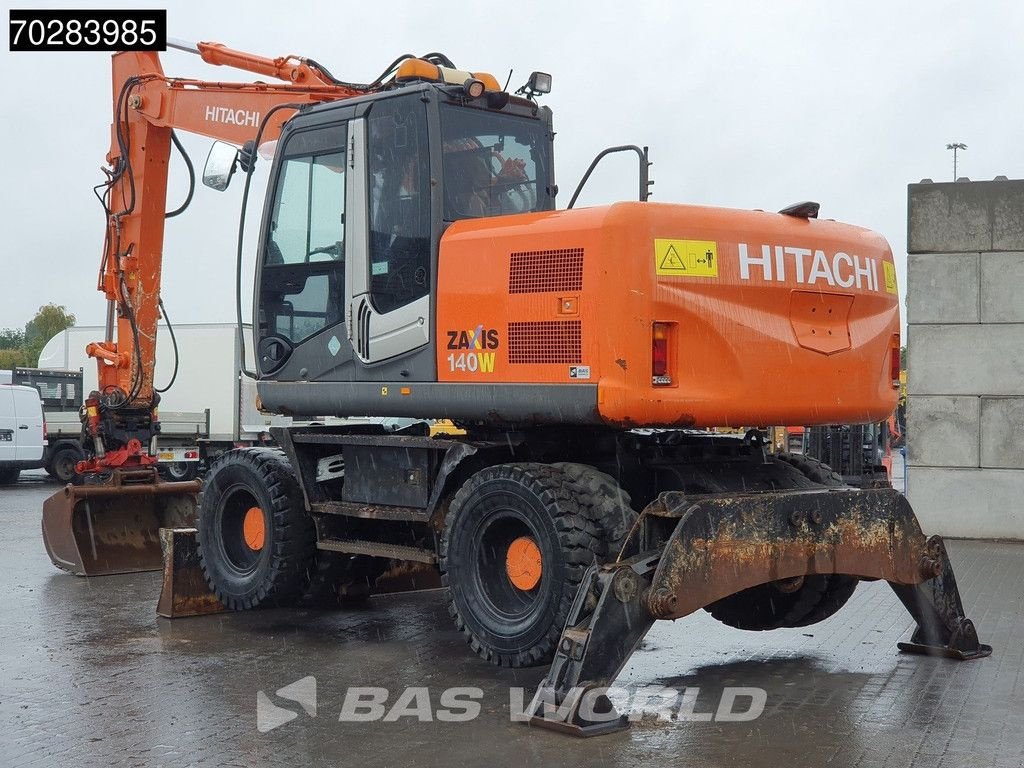 Mobilbagger типа Hitachi ZX140W -3 OUTRIGGERS - ROTOTILT, Gebrauchtmaschine в Veghel (Фотография 2)