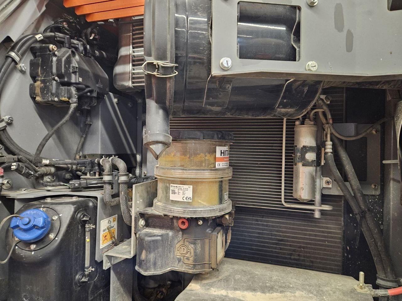 Mobilbagger от тип Hitachi ZX150W-7, Gebrauchtmaschine в Veldhoven (Снимка 11)