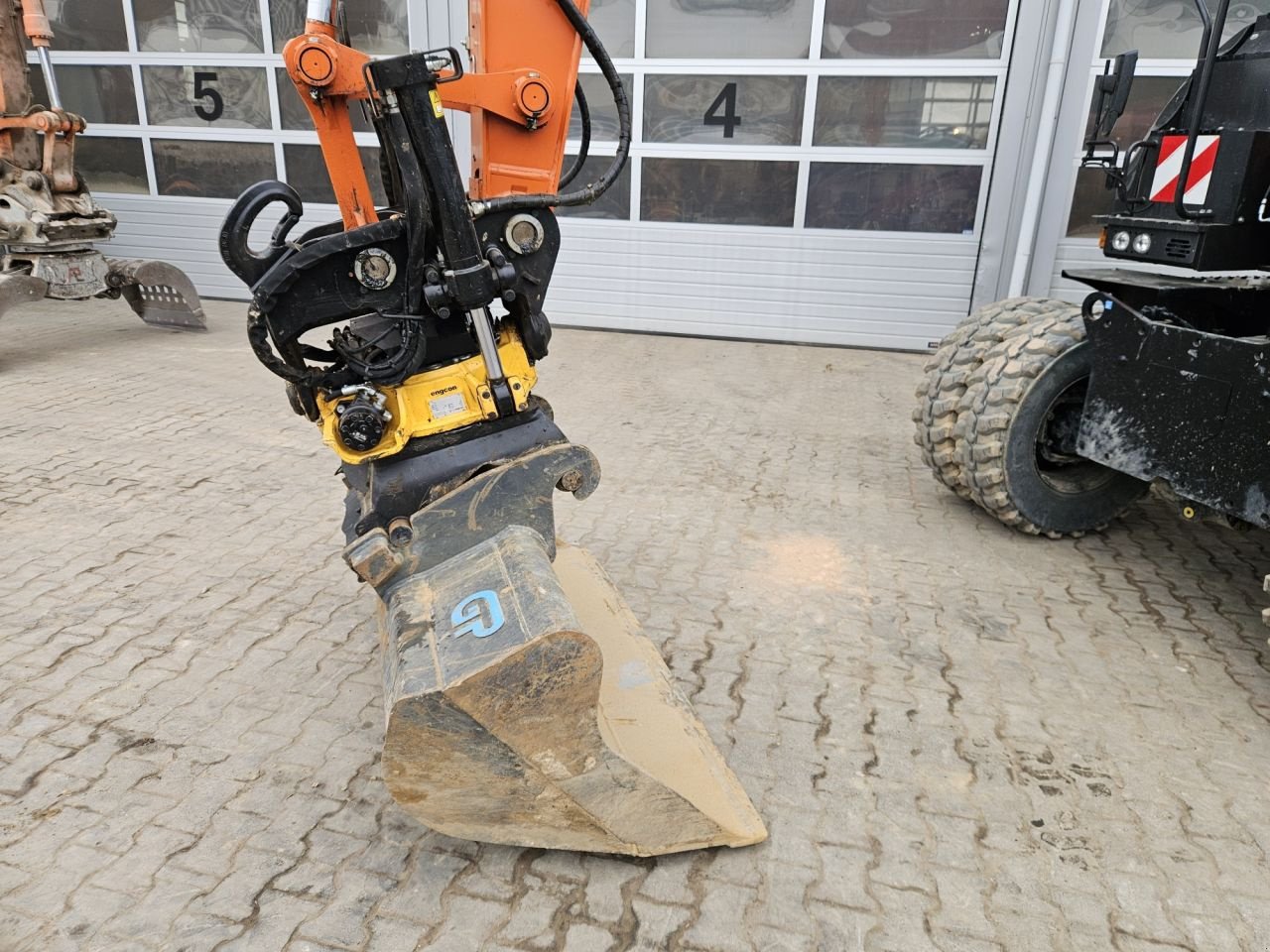 Mobilbagger от тип Hitachi ZX150W-7, Gebrauchtmaschine в Veldhoven (Снимка 5)