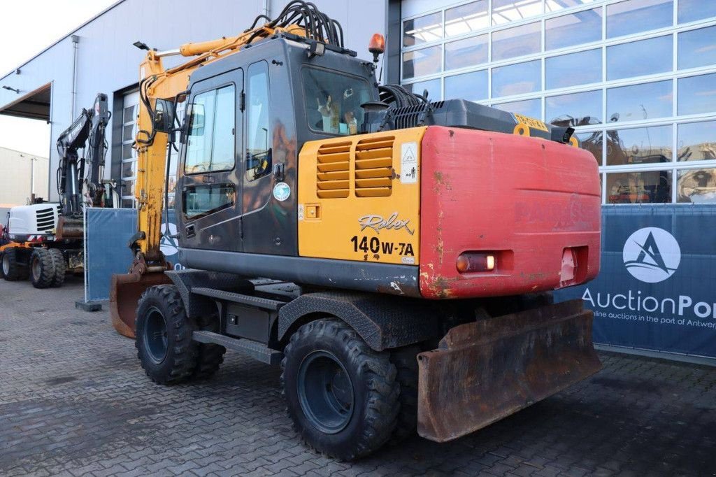 Mobilbagger van het type Hyundai ROBEX 140W-7A, Gebrauchtmaschine in Antwerpen (Foto 4)