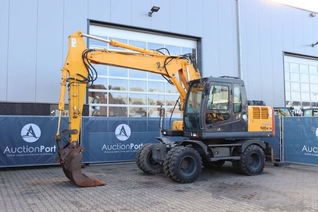 Mobilbagger van het type Hyundai ROBEX 140W-7A, Gebrauchtmaschine in Antwerpen (Foto 10)