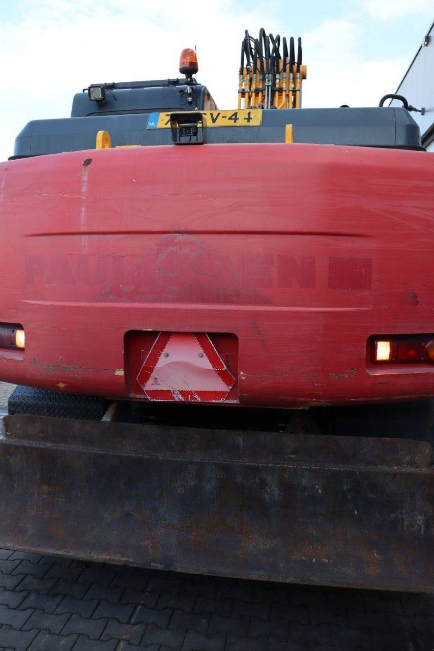 Mobilbagger van het type Hyundai ROBEX 140W-7A, Gebrauchtmaschine in Antwerpen (Foto 5)