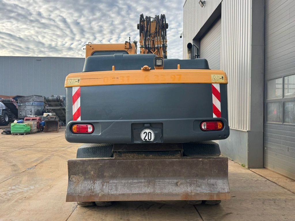 Mobilbagger des Typs Hyundai Robex 180W-9A, Gebrauchtmaschine in Velddriel (Bild 4)