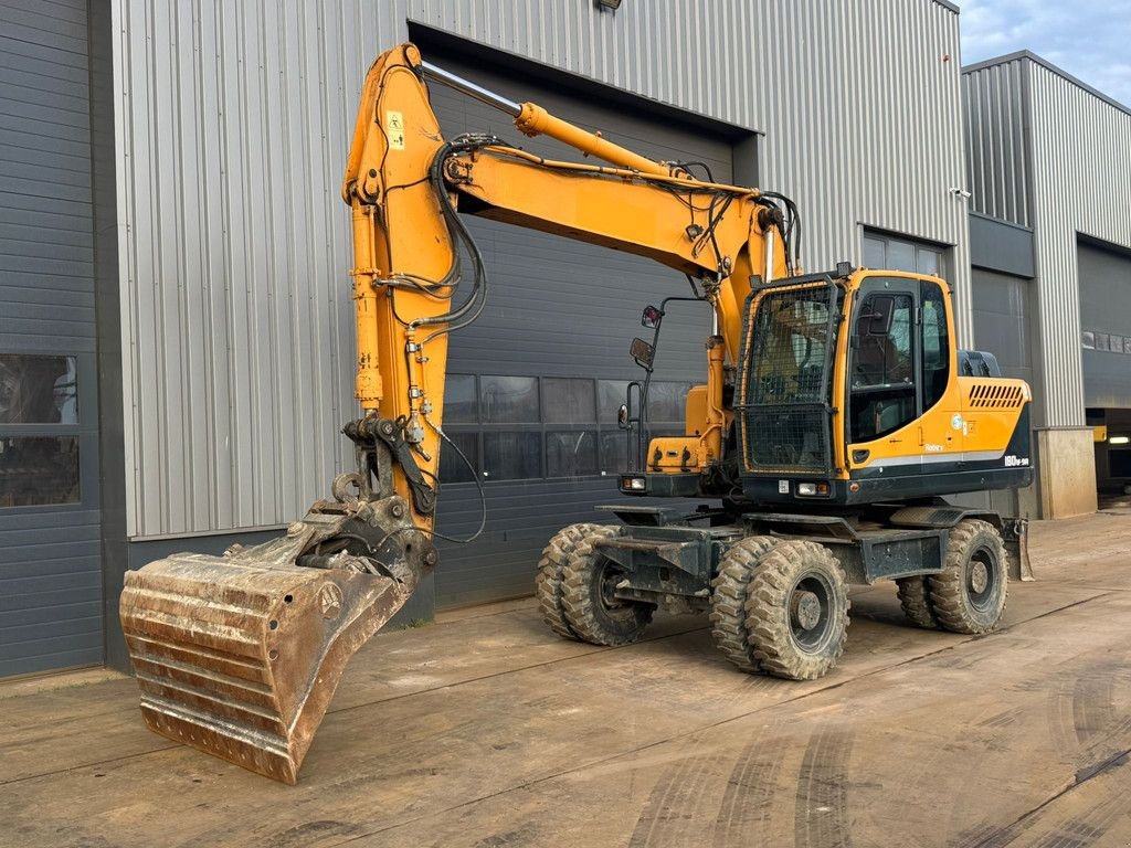 Mobilbagger des Typs Hyundai Robex 180W-9A, Gebrauchtmaschine in Velddriel (Bild 2)