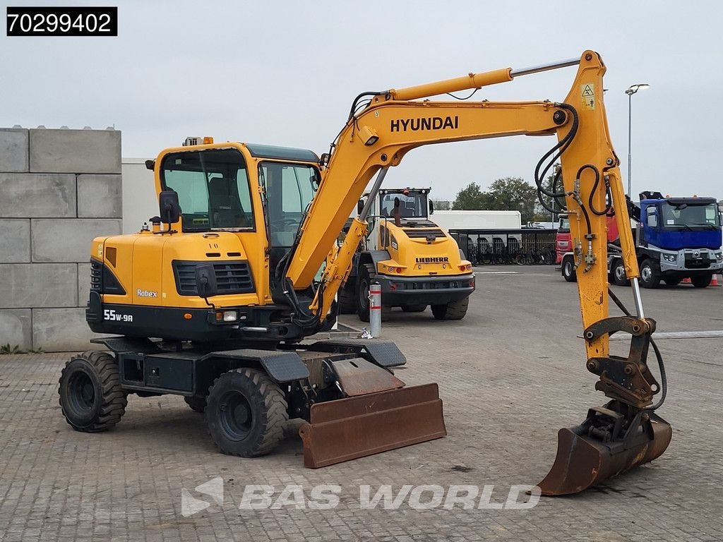 Mobilbagger des Typs Hyundai Robex 55W-9A EPA, Gebrauchtmaschine in Veghel (Bild 10)