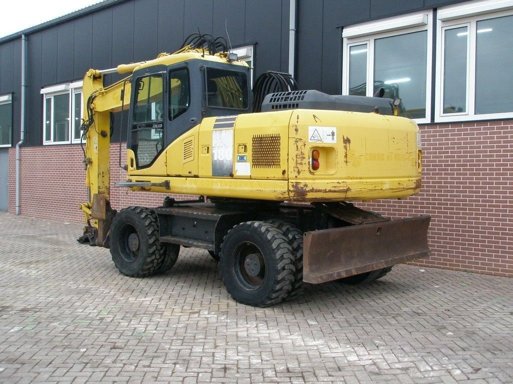 Mobilbagger des Typs Komatsu PW 180-7, Gebrauchtmaschine in Barneveld (Bild 2)