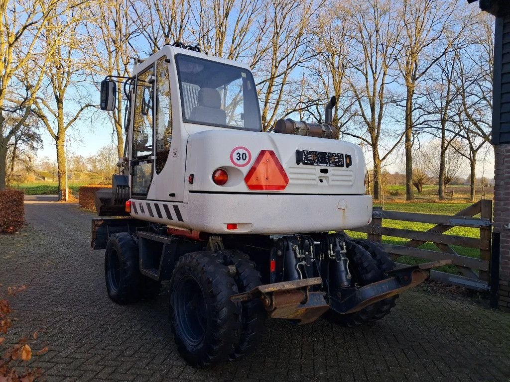 Mobilbagger типа Komatsu PW 95 Bandenkraan graafmachine, Gebrauchtmaschine в Lunteren (Фотография 3)