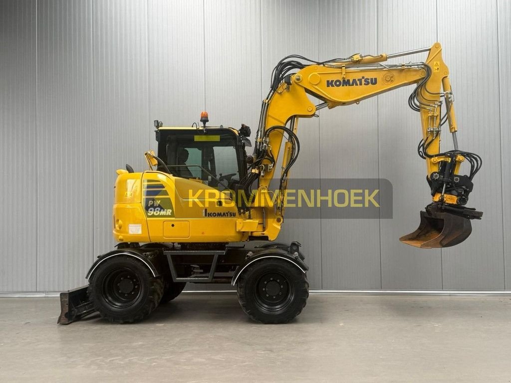 Mobilbagger du type Komatsu PW 98 MR-10, Gebrauchtmaschine en Apeldoorn (Photo 5)