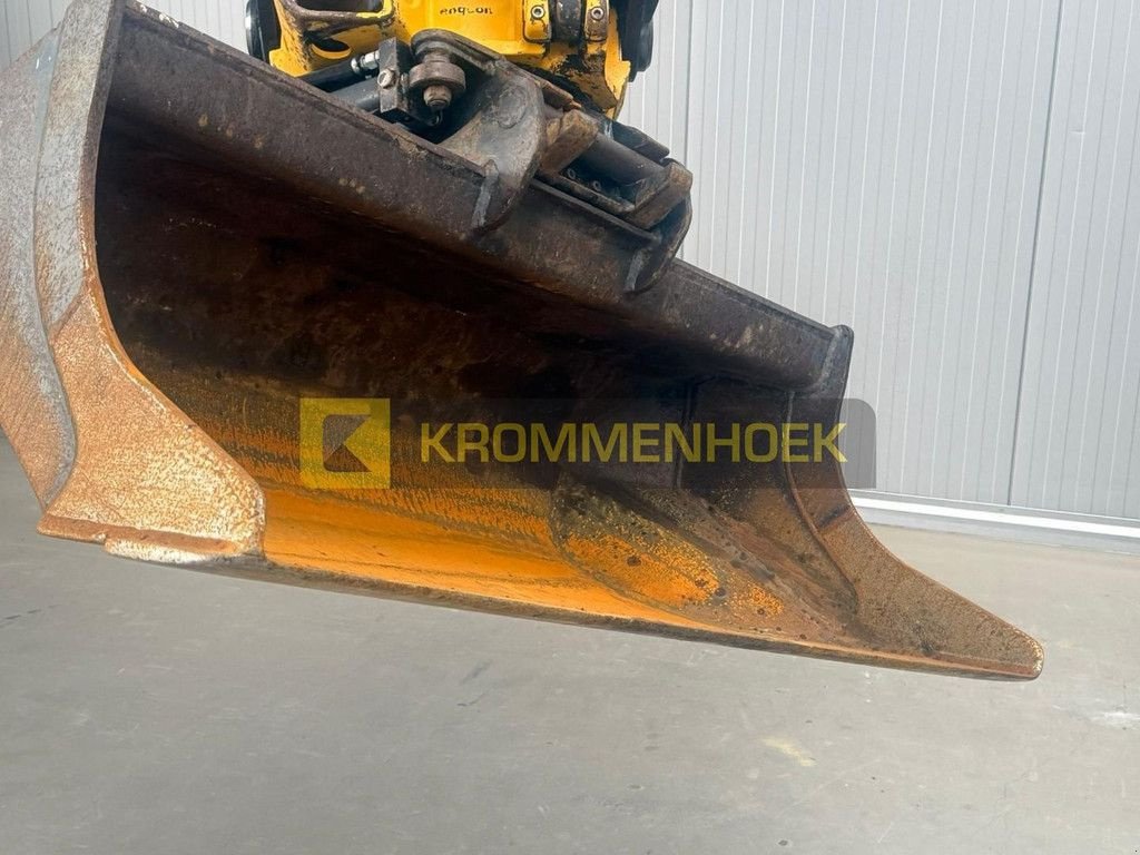 Mobilbagger du type Komatsu PW 98 MR-10, Gebrauchtmaschine en Apeldoorn (Photo 11)