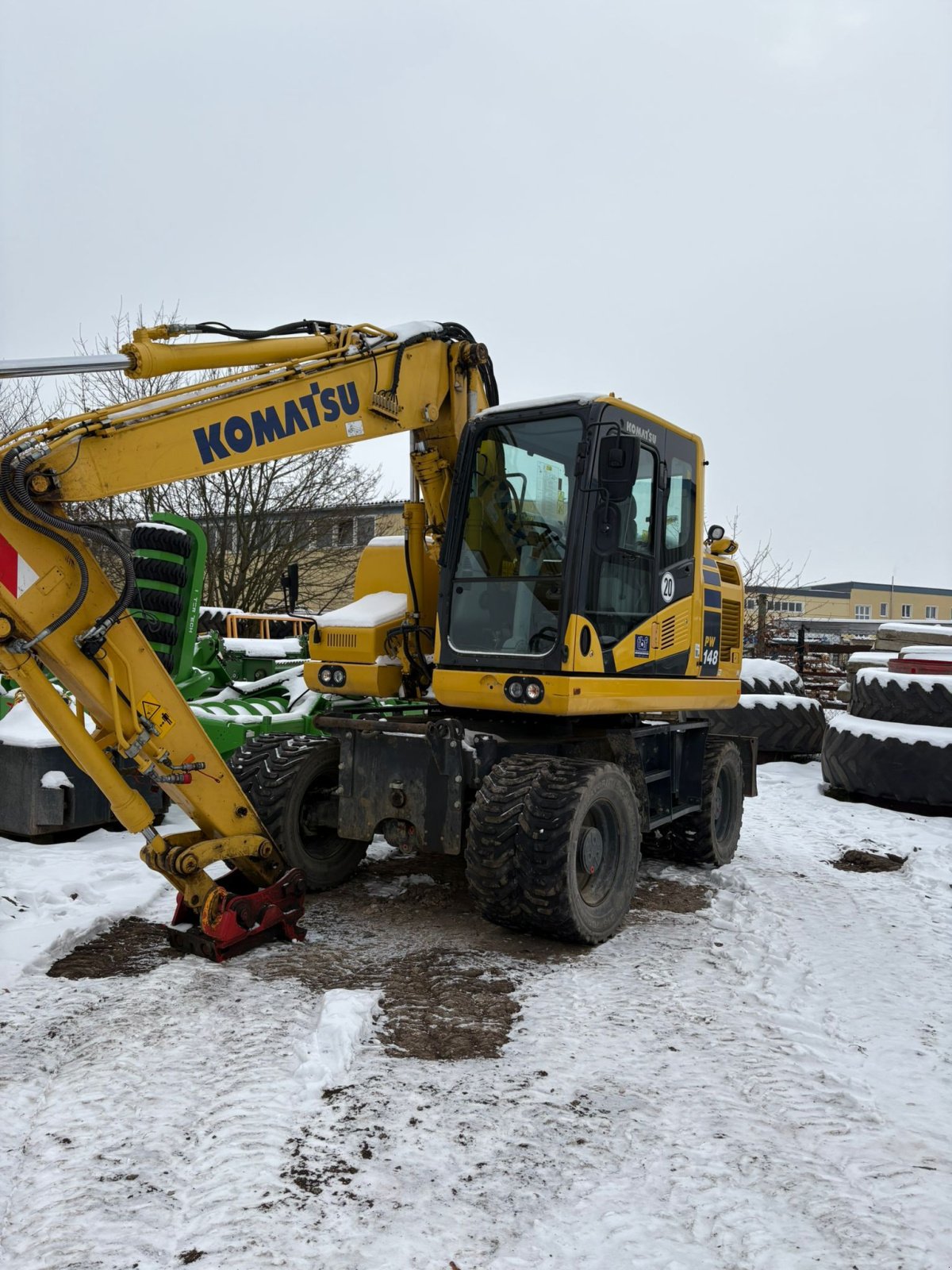 Mobilbagger del tipo Komatsu PW148, Gebrauchtmaschine en Zerbst / Anhalt (Imagen 1)