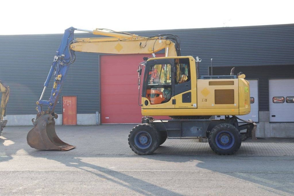 Mobilbagger typu Komatsu PW160-10, Gebrauchtmaschine v Antwerpen (Obrázek 3)