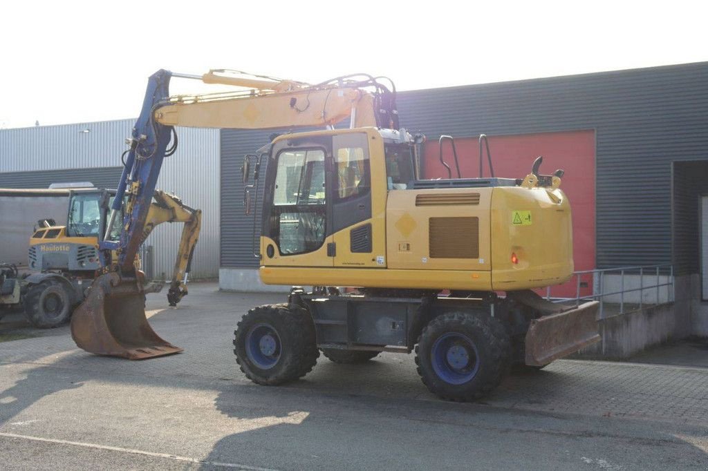 Mobilbagger typu Komatsu PW160-10, Gebrauchtmaschine v Antwerpen (Obrázek 4)