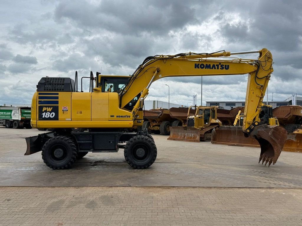 Mobilbagger a típus Komatsu PW180-11, Gebrauchtmaschine ekkor: Velddriel (Kép 7)