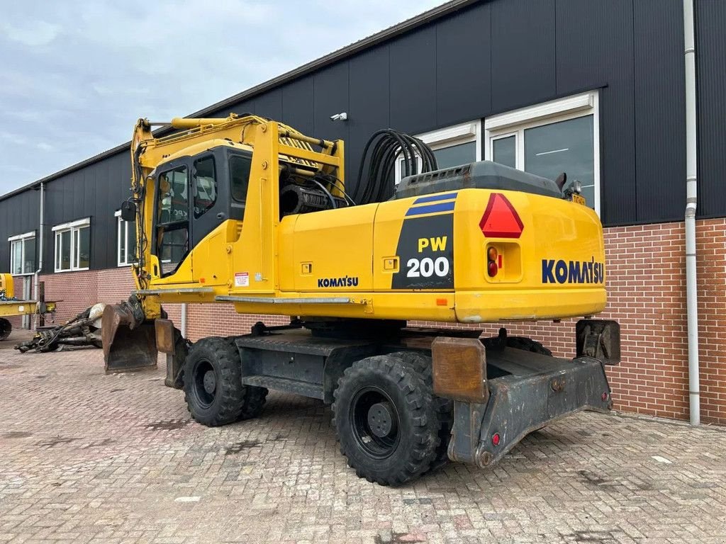 Mobilbagger του τύπου Komatsu PW200, Gebrauchtmaschine σε Barneveld (Φωτογραφία 2)